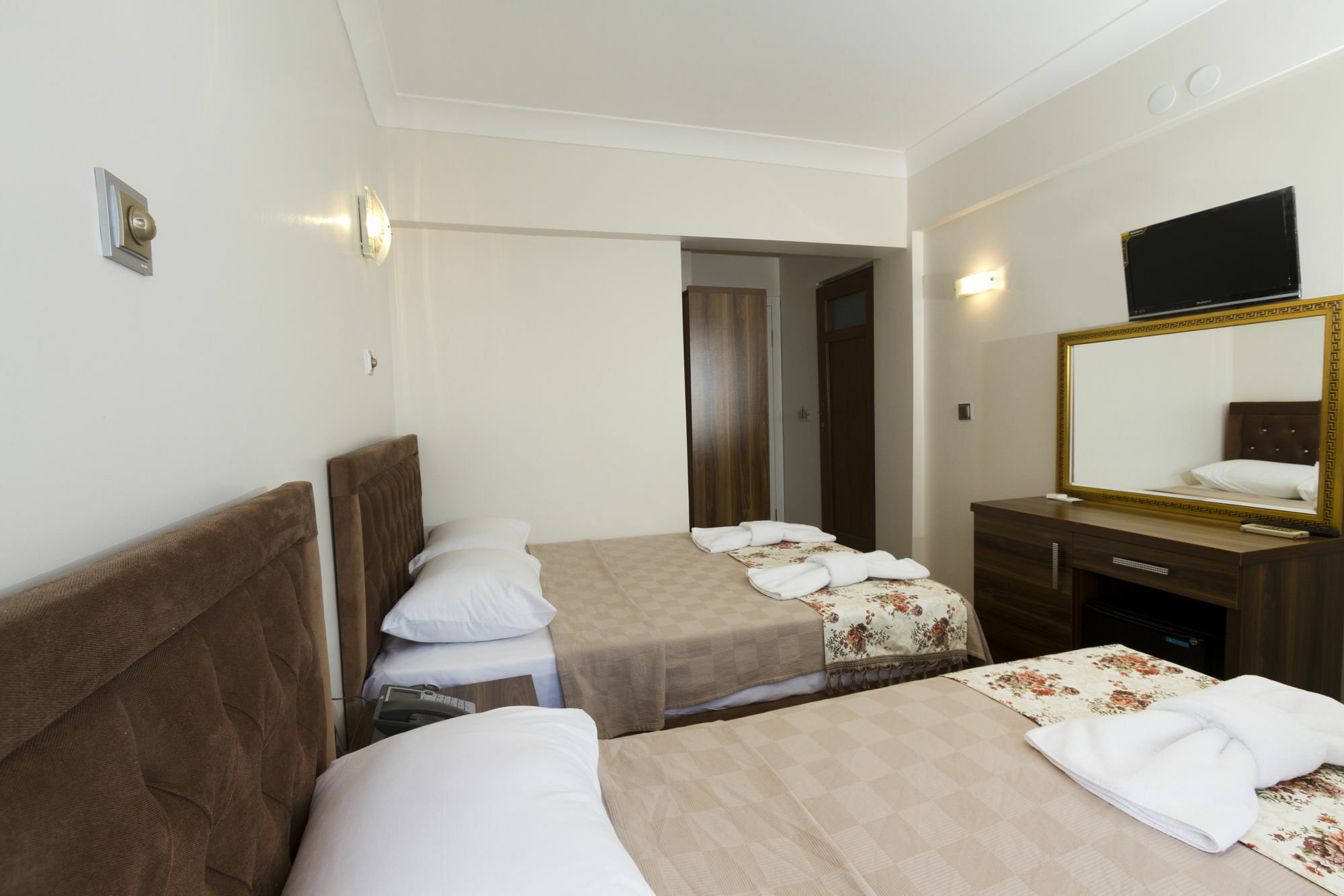Reis Beach Hotel Marmaris Exteriör bild